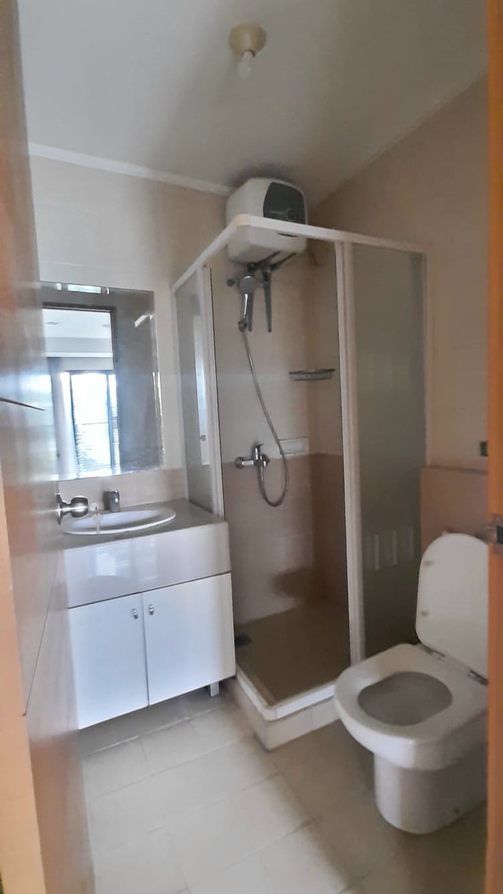 Apartemen (2Unit) Hampton Park Cilandak, Full Furnished Dekat JIS.