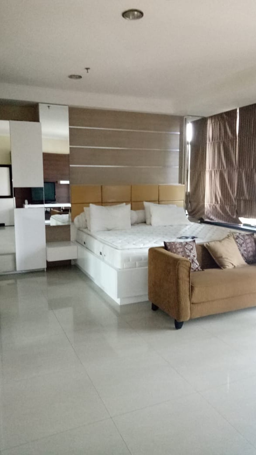 Apartemen (2Unit) Hampton Park Cilandak, Full Furnished Dekat JIS.