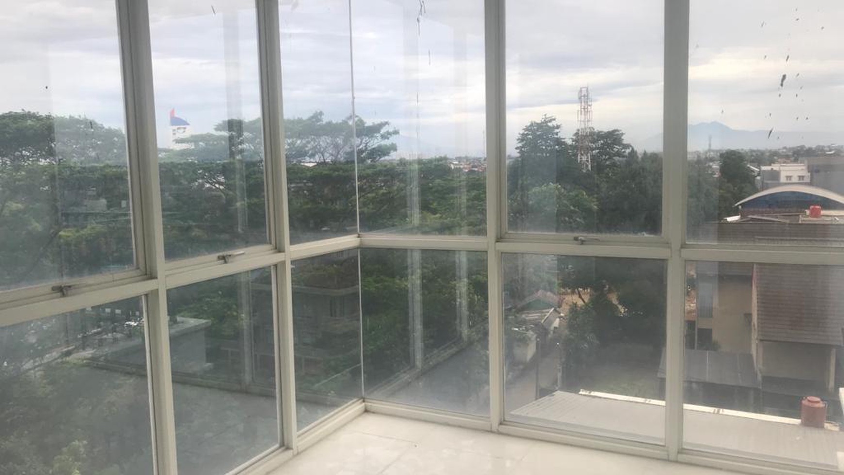 Apartemen (Lexington)  Jl Deplu Raya Bintaro, Akses Gate Tol JORR