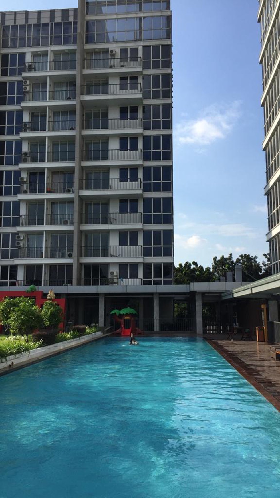 Apartemen (Lexington)  Jl Deplu Raya Bintaro, Akses Gate Tol JORR