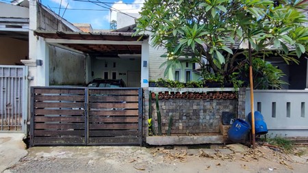 Rumah Bagus Siap Huni di Villa Ilhami, Karawaci, Kota Tangerang