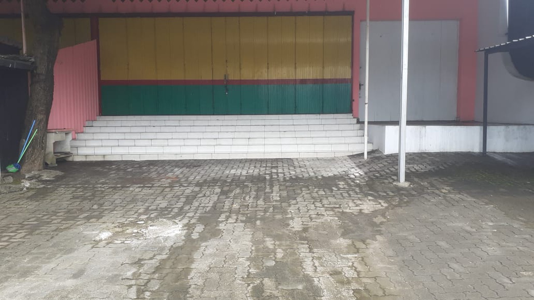 Ruko 3 Lantai Cocok Untuk Usaha di Sewon Bantul 