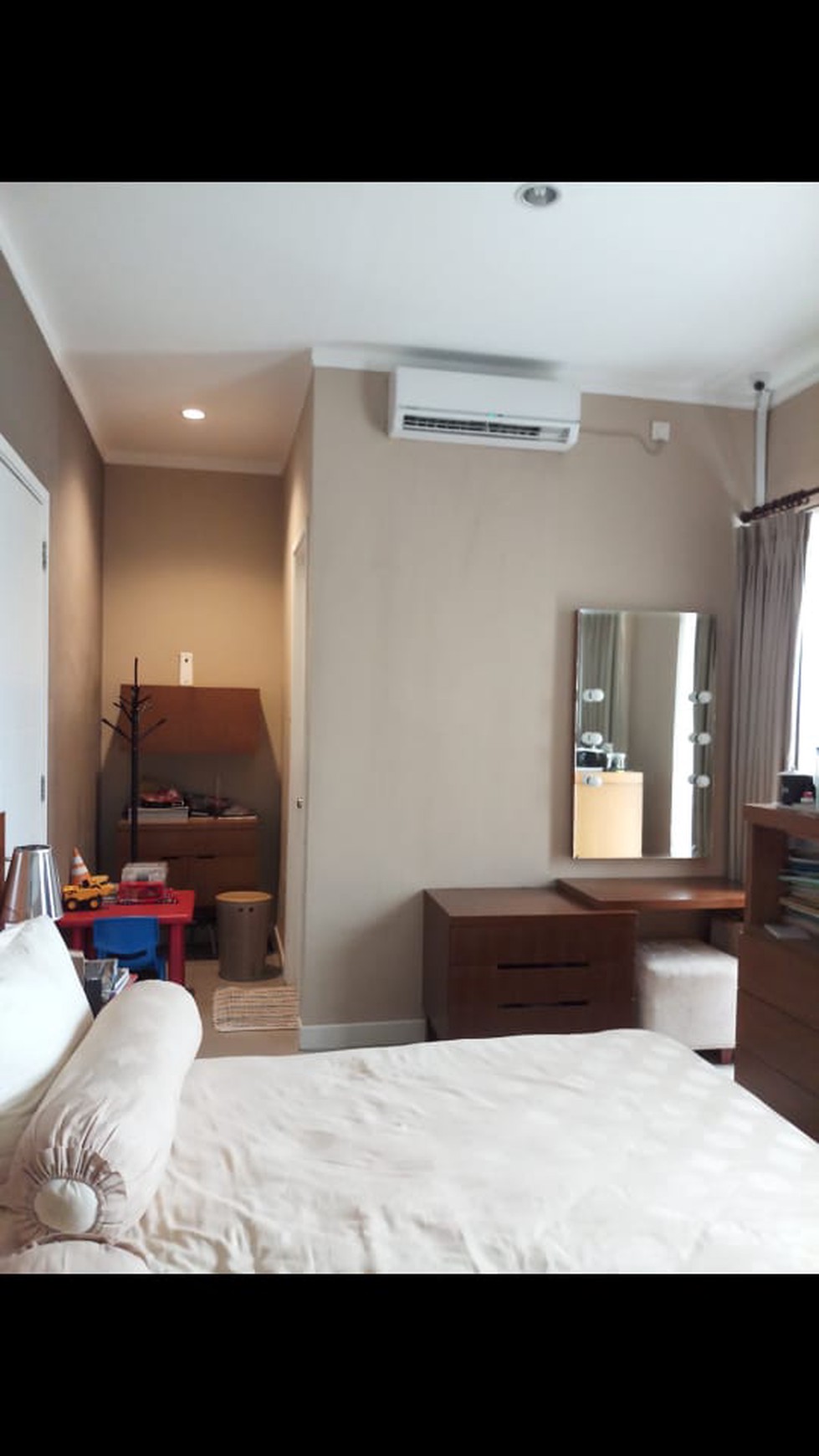 Rumah Bagus Siap Huni di Emerald View, Bintaro Jaya Sektor 9 Tangerang Selatan