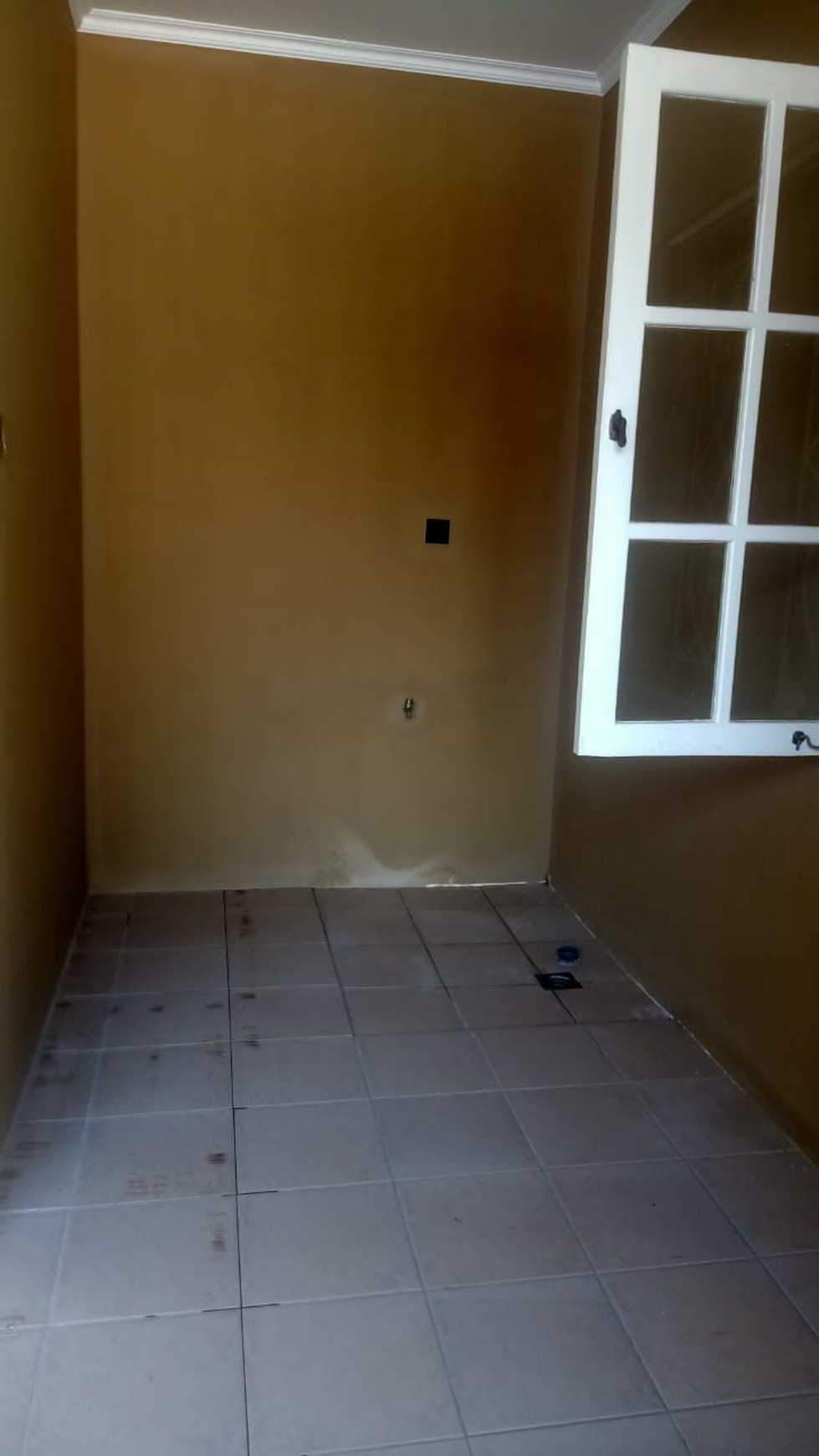 Di Sewakan rumah Full Renovasi, 2 lantai di Kota Wisata