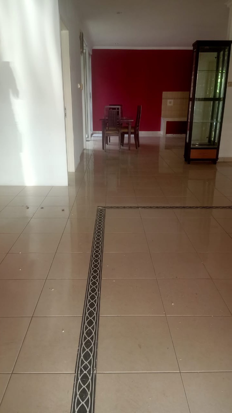 Di Sewakan rumah Full Renovasi, 2 lantai di Kota Wisata