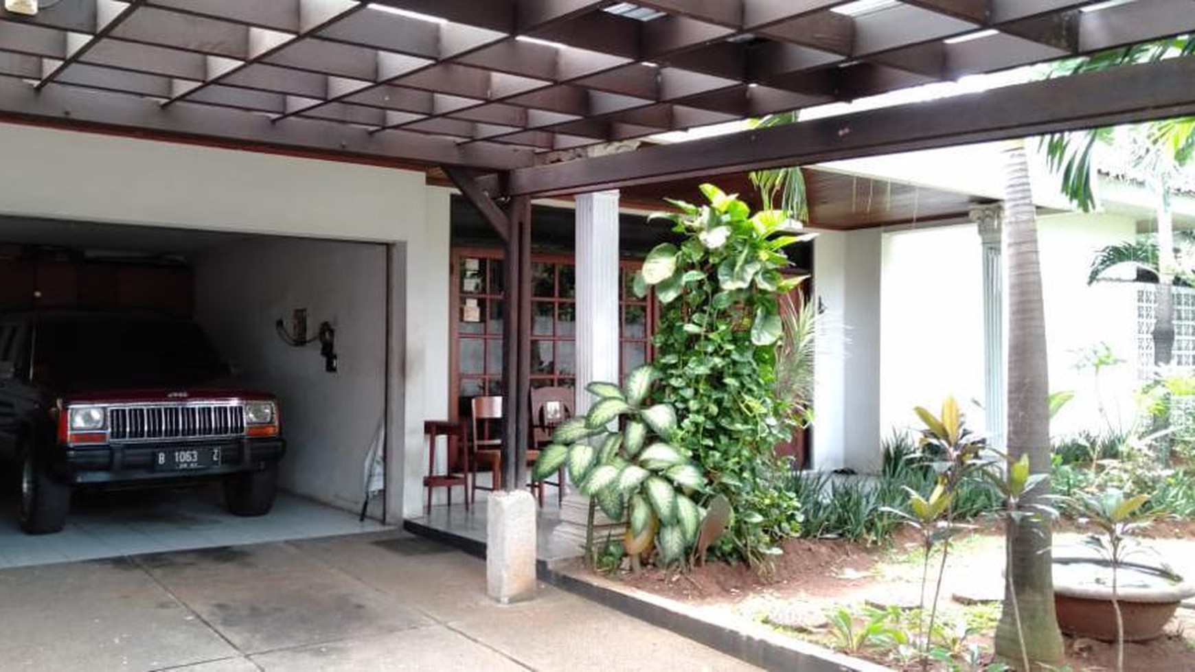 Rumah Dengan suasana Private di Cilandak  Jakarta Selatan.