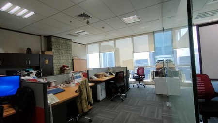 Office Puri Indah Financial Tower, terletak di CBD Jakarta Barat luas : 126 m2,  furnished, kondisi tersewa, cocok untuk invest !