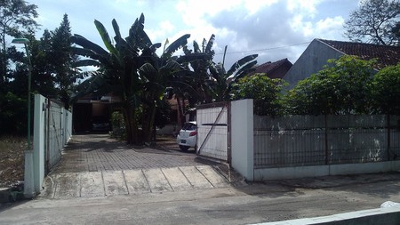 Tanah Luas Bonus Rumah Bagus Diatasnya, Corongan, Maguwoharjo