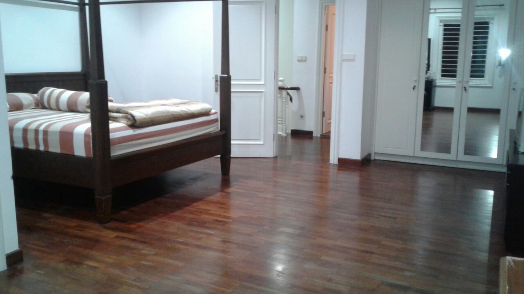 Rumah Lux Di Jl Kesehatan Bintaro Akses Gatte Toll Veteran-JORR-Bandara