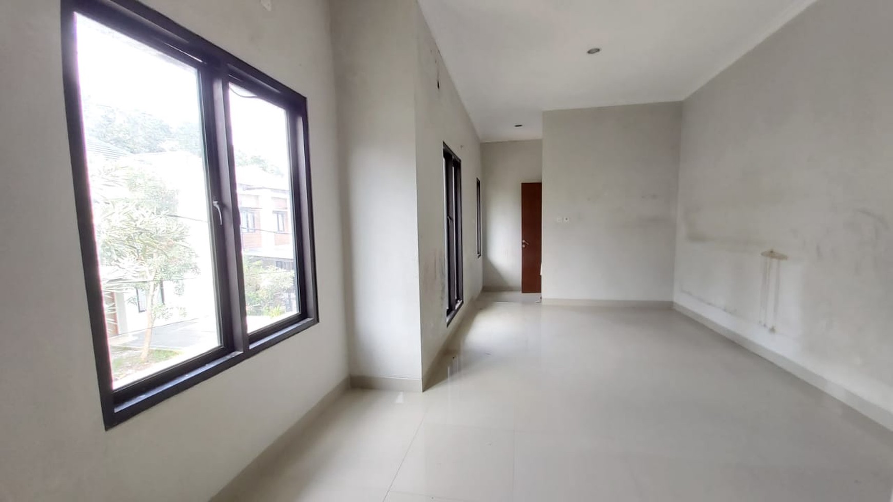 Rumah Bagus Di Puri Kanaya Residence, Krukut, Depok