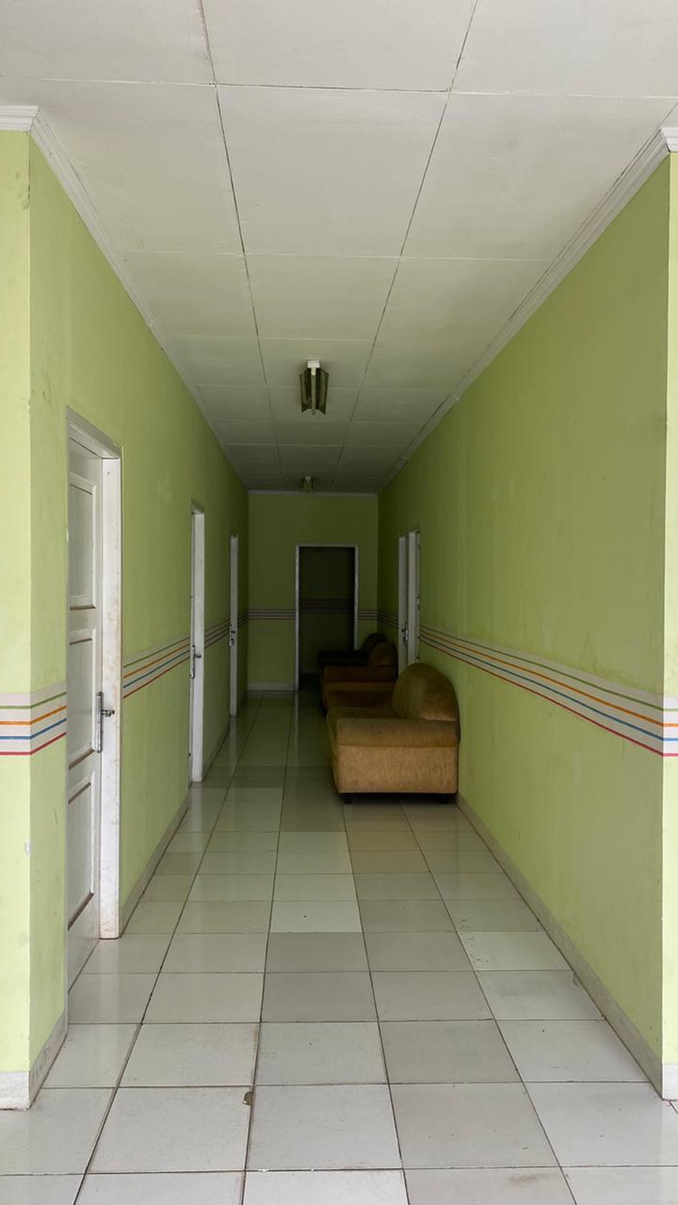 Ruko cocok untuk usaha lokasi strategis di Veteran.