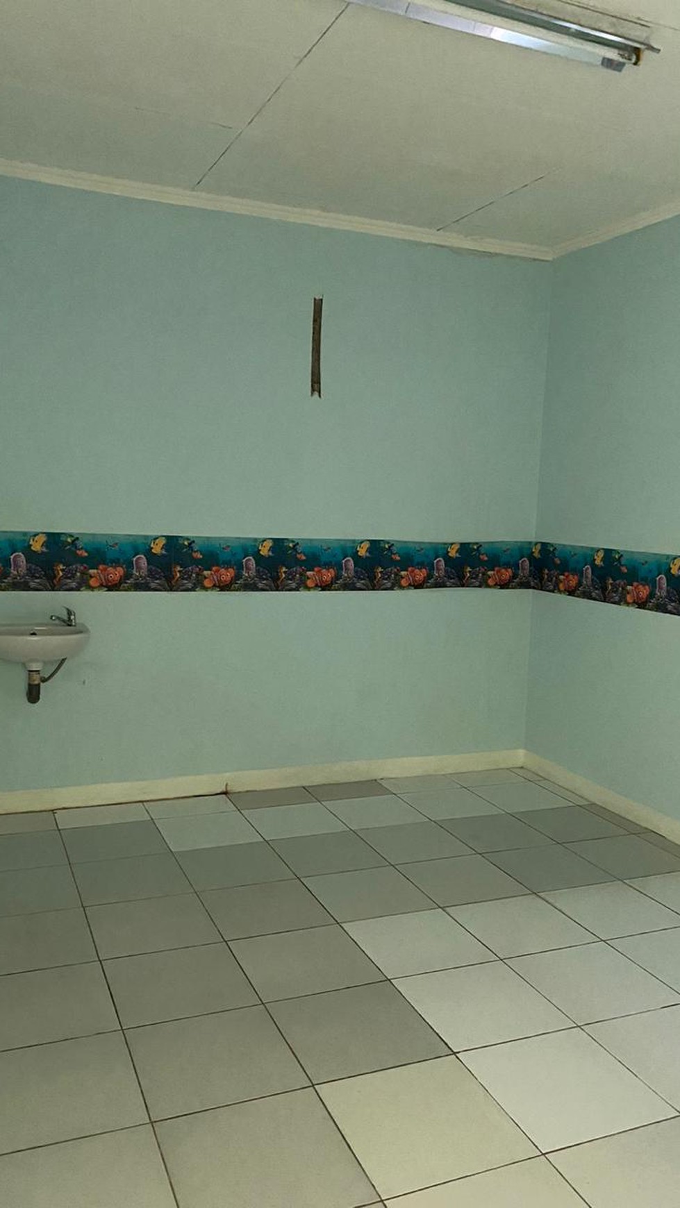 Ruko cocok untuk usaha lokasi strategis di Veteran.