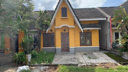 Dijual  cepat rumah di Villa Gardena-1 Maskrebet