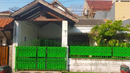 Rumah Siap Huni Simpang Darmo Permai Selatan