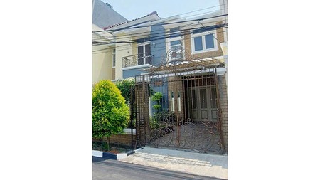 Rumah Janur Elok Raya, Kelapa Gading Luas 10x20m2