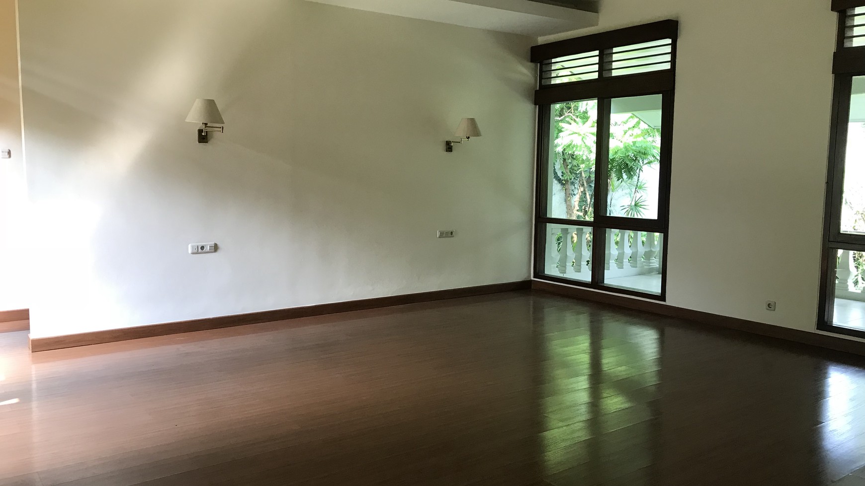 Big and Beautiful House For Rent in Cipete