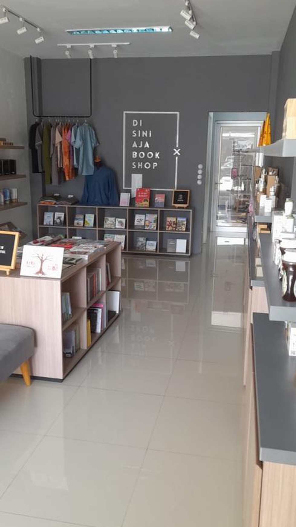 Ruko Siap Pakai 3Lantai Diarea Sangat Strategis Jl Utama Bintaro Jaya Sektor 3A