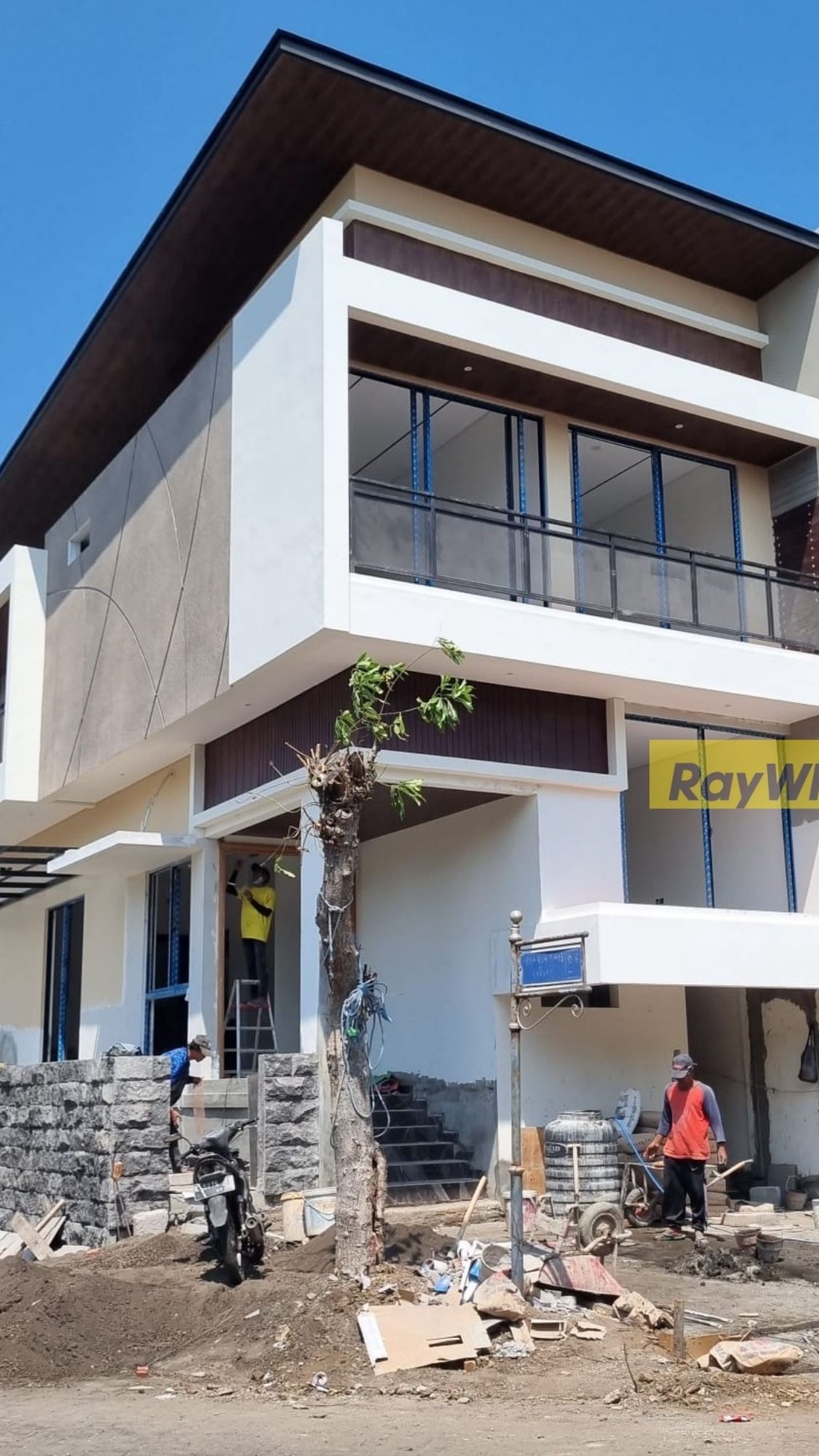 brand New Split Level House at Wisata Bukit Mas Surabaya