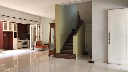 Rumah Siap Huni, Hunian Asri dan Nyaman @Emerald View, Bintaro