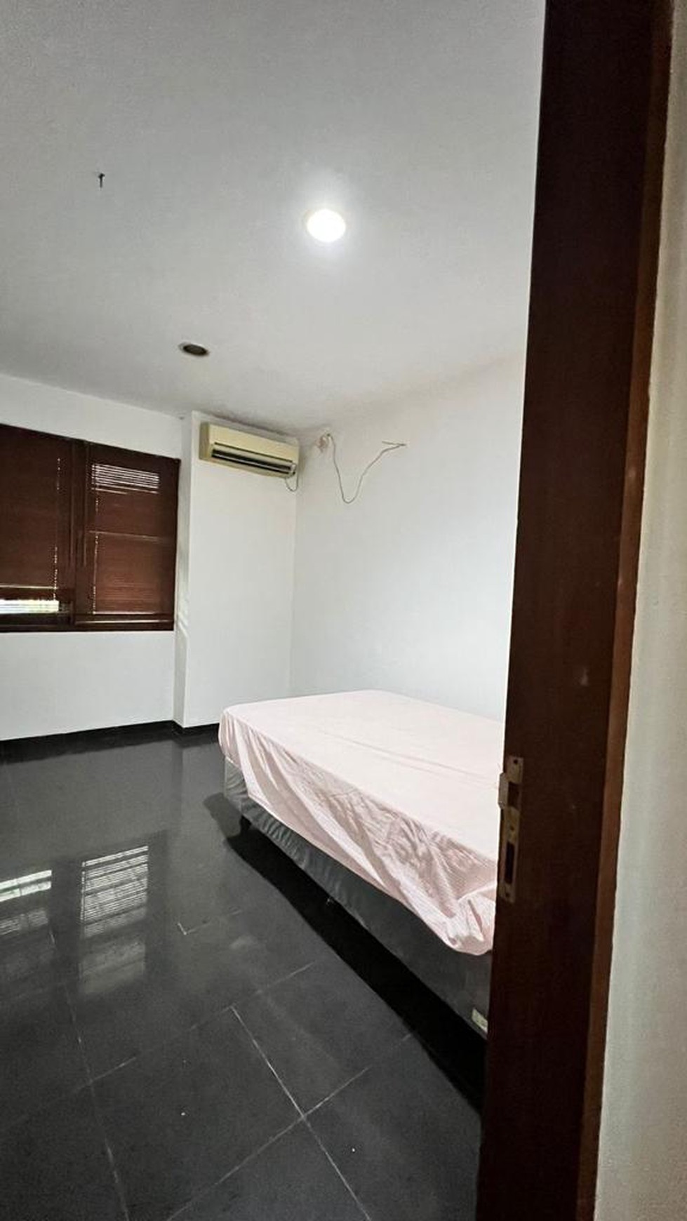 Rumah Bagus Diarea Cluster Puri Bintaro Jaya Hanya 10Menit Gatte Toll & Stasiun Comuter Line   