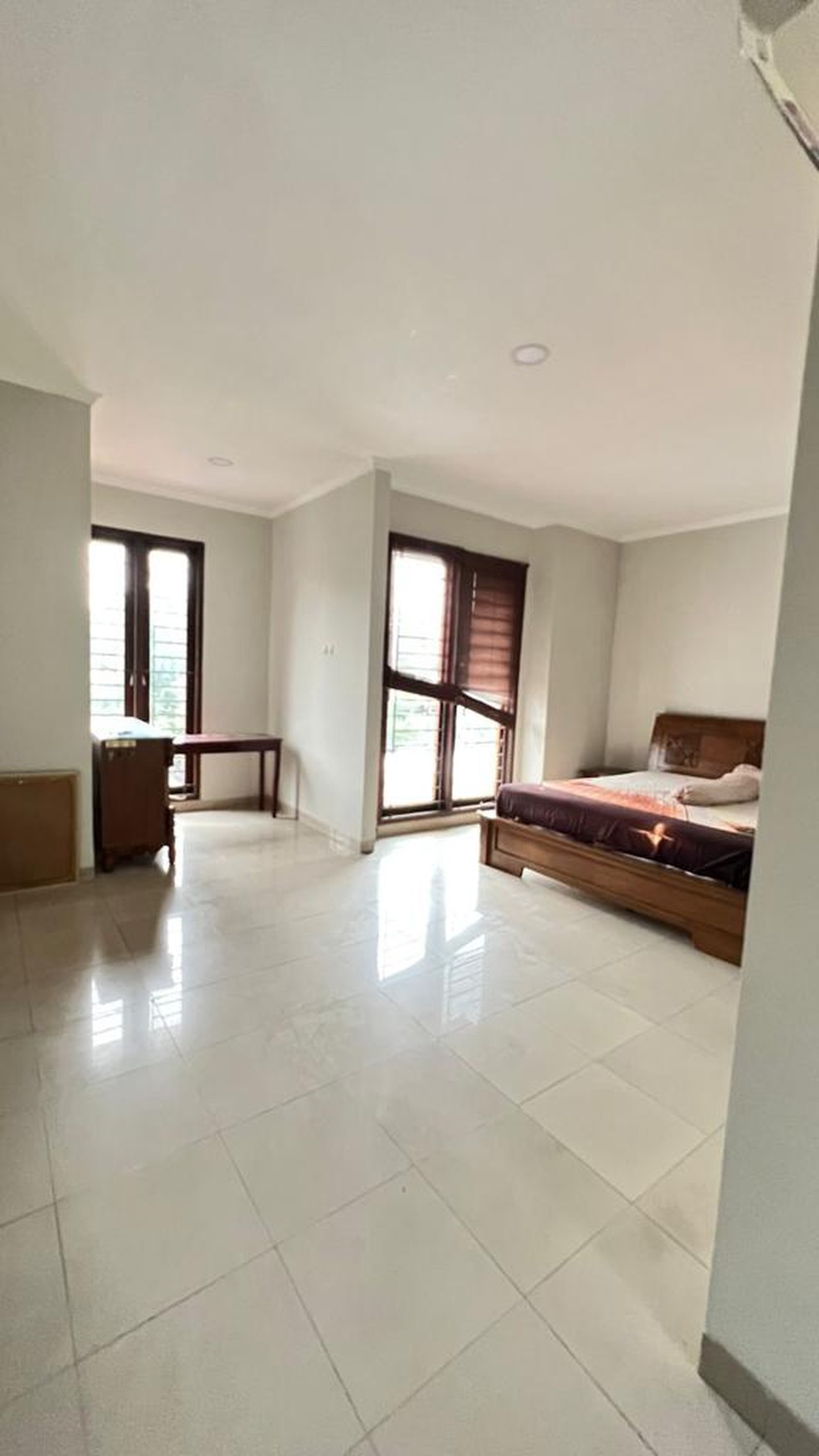 Rumah Bagus Diarea Cluster Puri Bintaro Jaya Hanya 10Menit Gatte Toll & Stasiun Comuter Line   