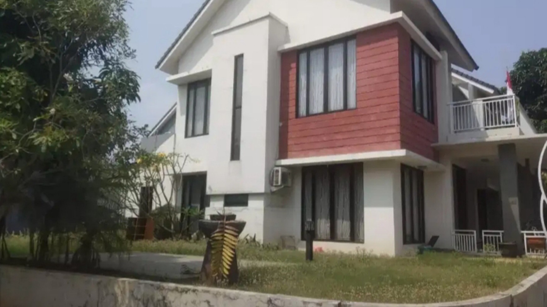 Rumah siap huni,lokasi oke  di Graha Bintaro. 