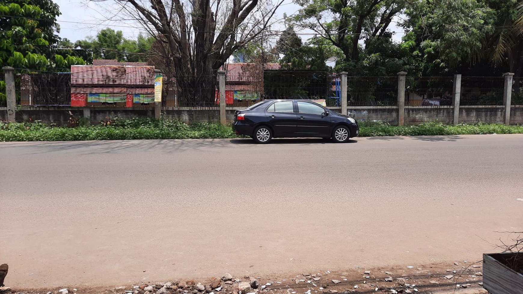 Kavling siap bangun, pingir jalan lokasi strategis di Ciputat