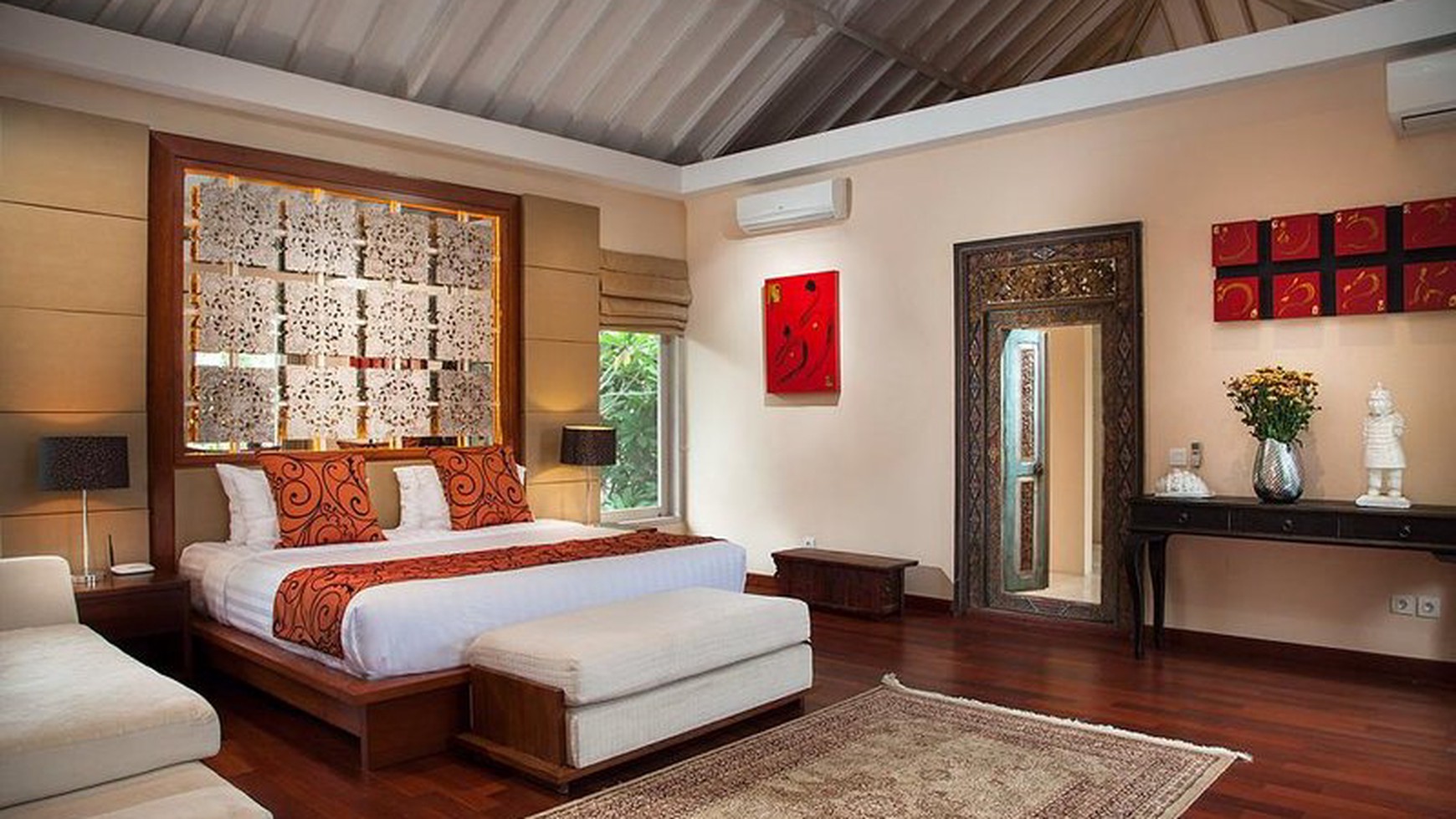 Villa Freehold 5 Bedroom in Lovely Peace in Sanur 