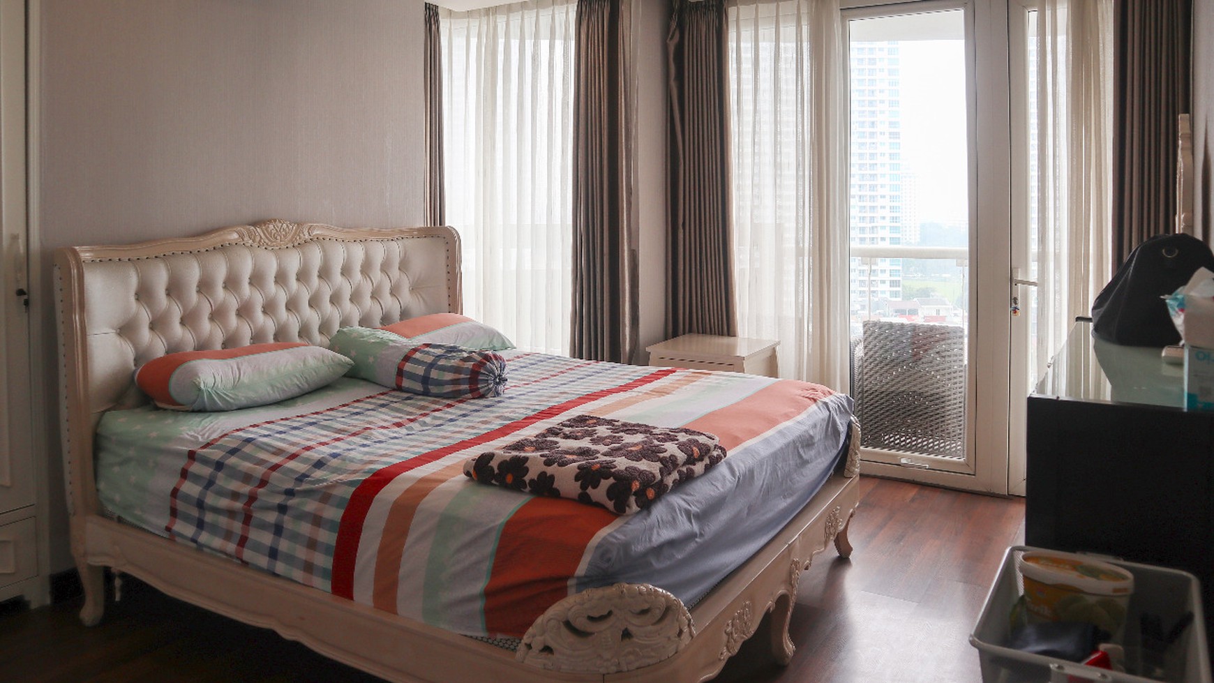 Dijual Apartment 3 bedroom di Royale Springhill , Kemayoran, Jakarta Pusat