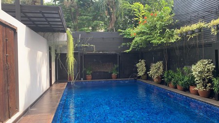 Luxury House in Senopati With BEautifull Rooftop Good For Residential