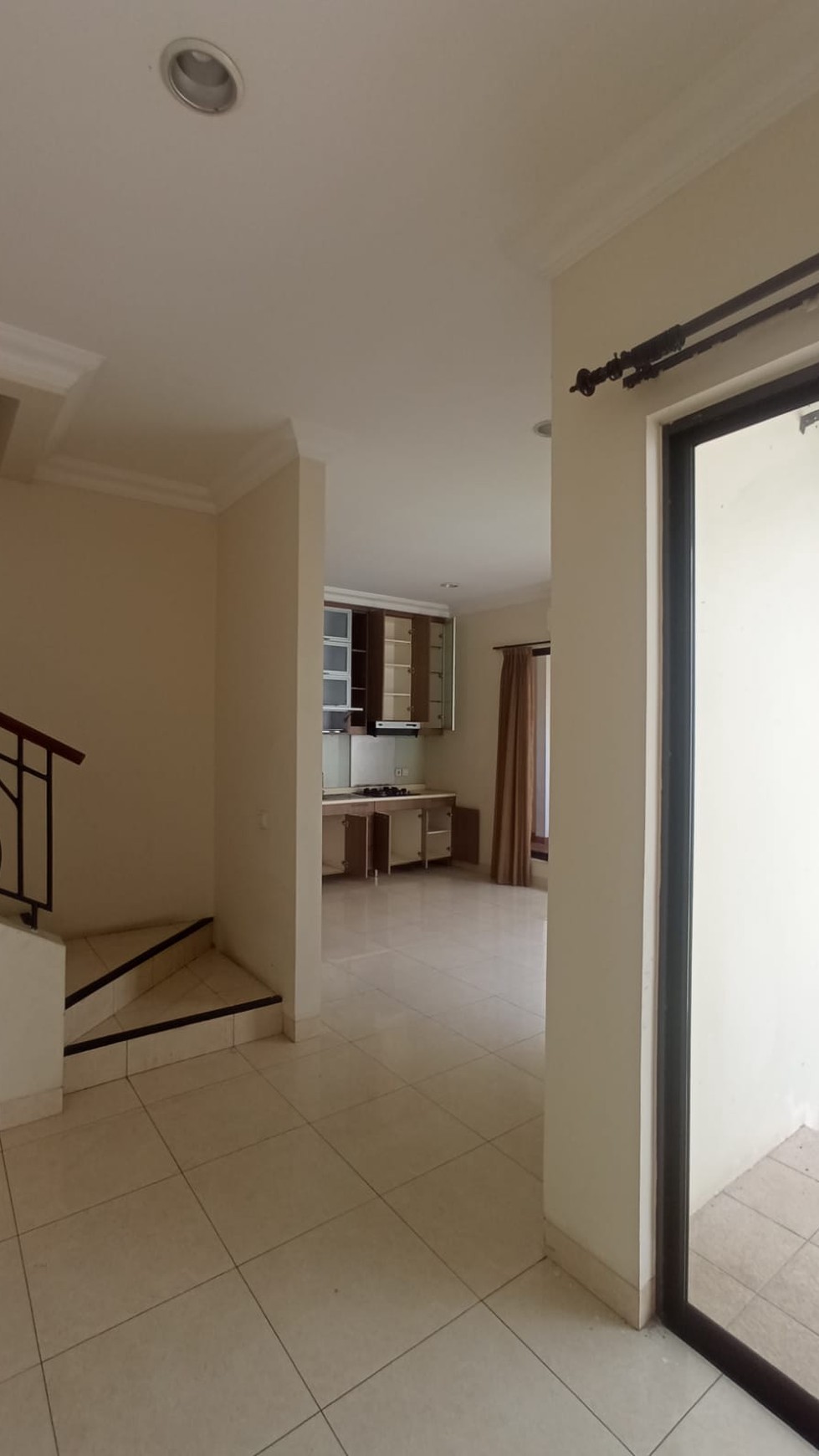 Rumah standar Mewah Rapih Banyan Ville the Green BSD city