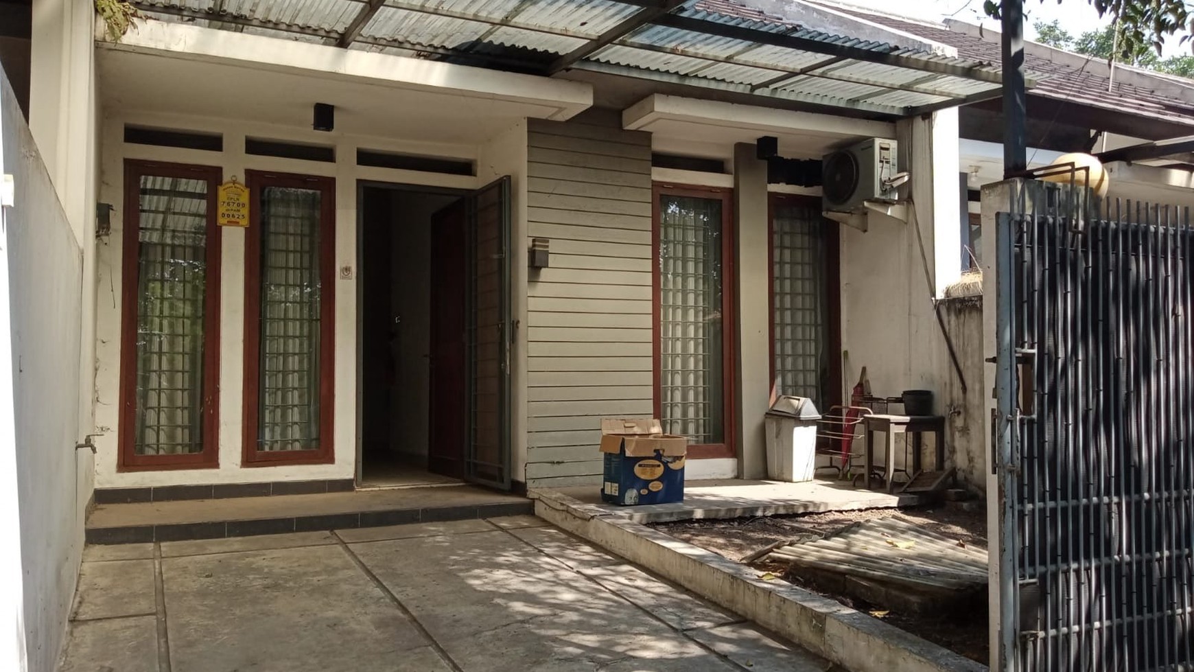 Rumah Minimalis Terawat di Komplek Batununggal, Bandung