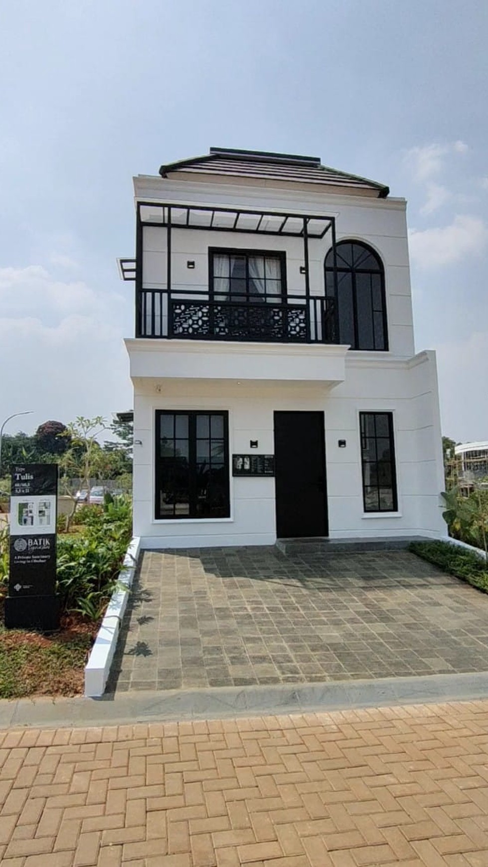 Rumah Tipe Tulis Batik Signature Cibubur Wanaherang Gn. Putri Bogor