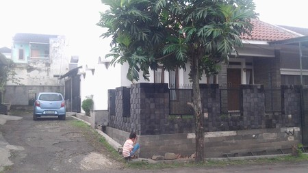 RUMAH KOMPLEK ..BONUS PAVILIUN..HARGA BERSAHABAT..CIMAHI