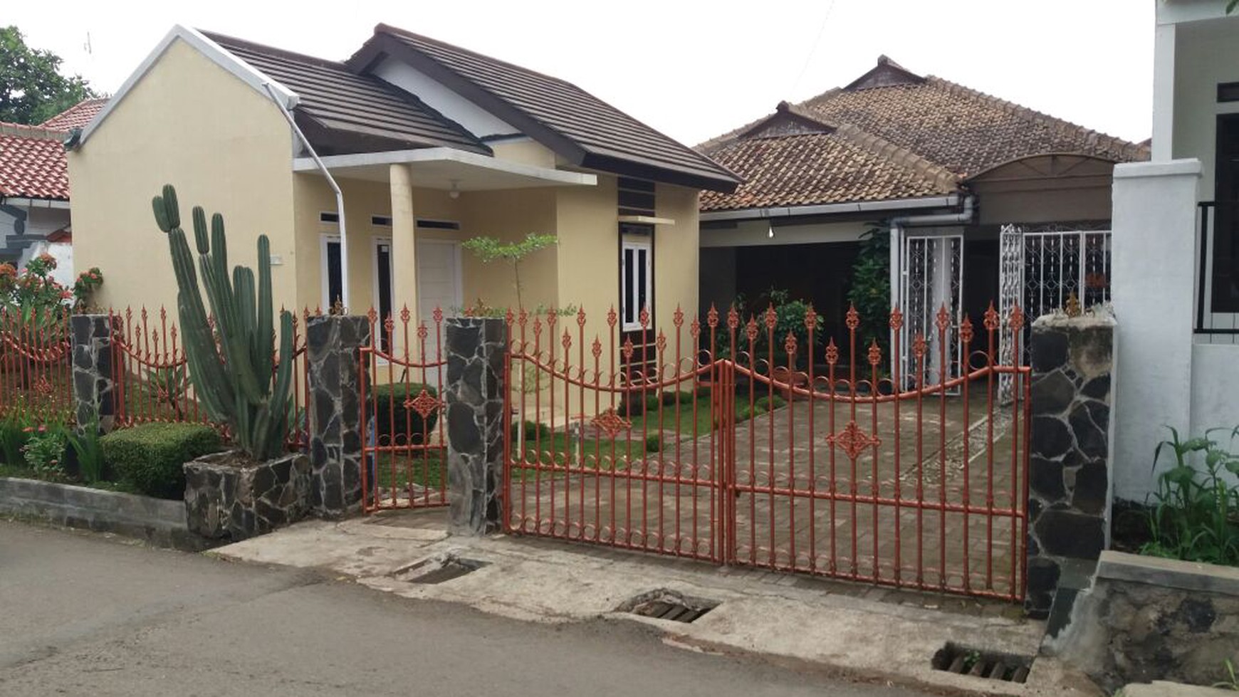 Rumah Besar + Lokasi Strategis + Bonus Paviliun