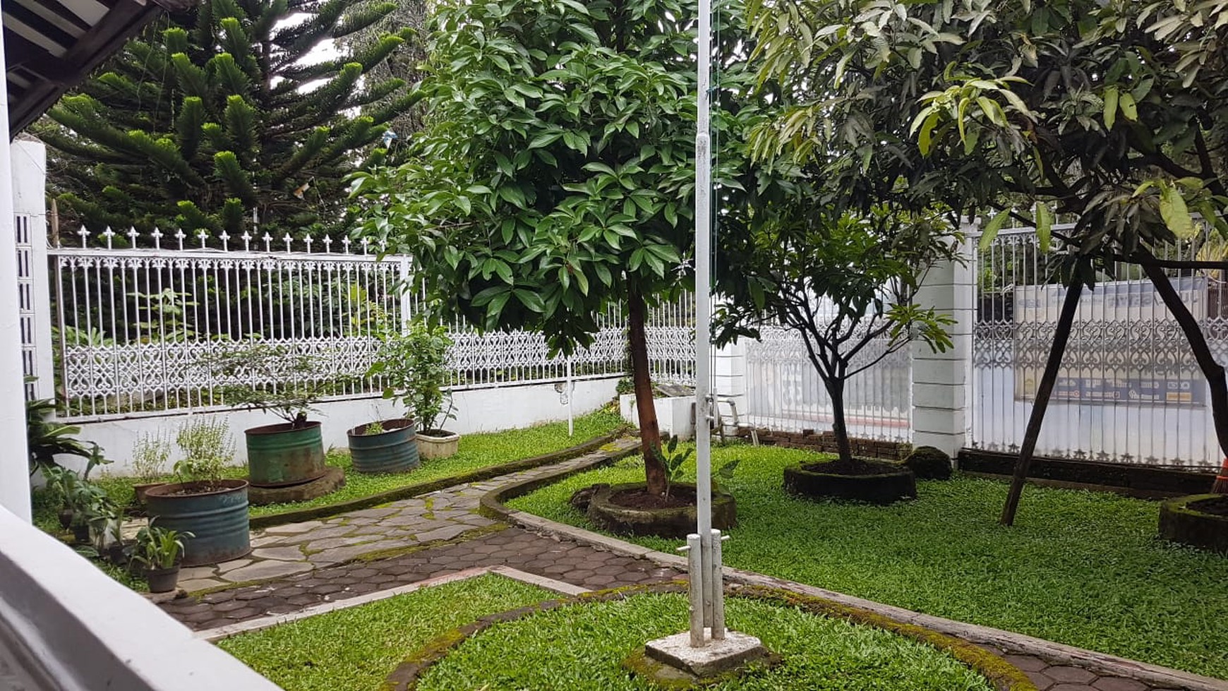 Dijual Rumah Beserta Tanah Luas di Sukamulya Indah Kota Bandung