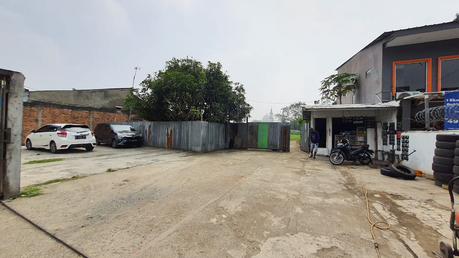 Dijual dan sewa Kavling luas 2800 M2 di Jl. Raya Transyogi, Cibubur