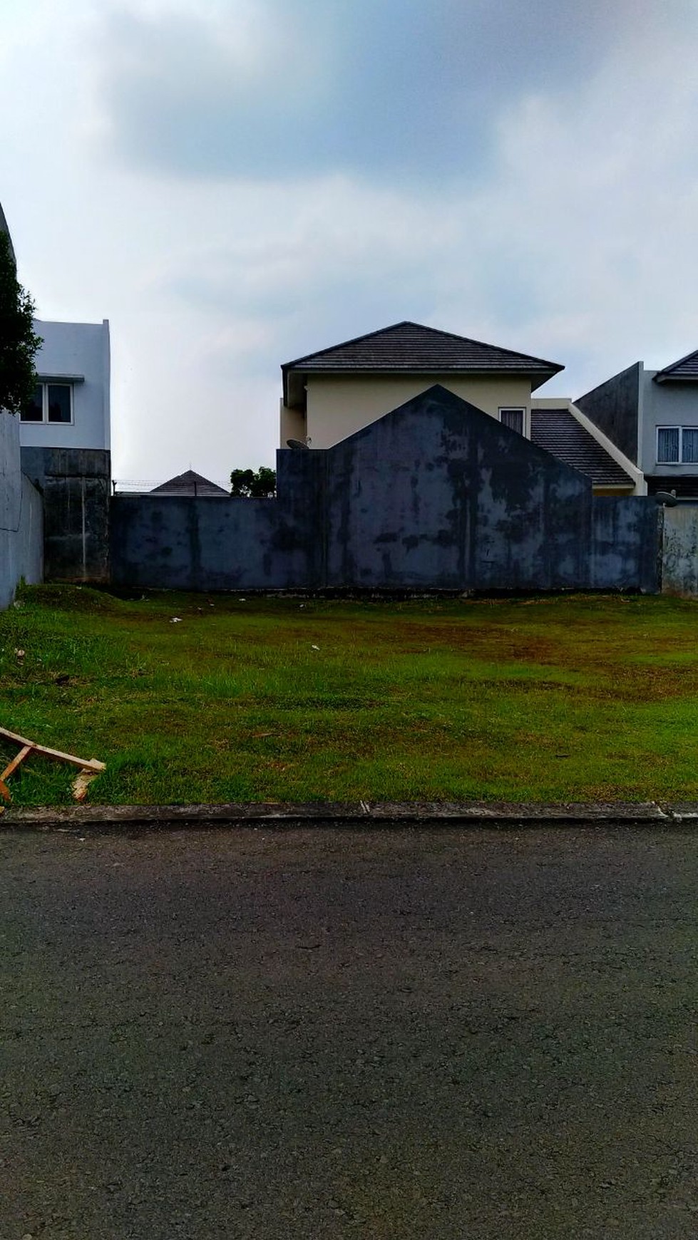 Kavling Tanah di Boulevard KOTA WISATA 