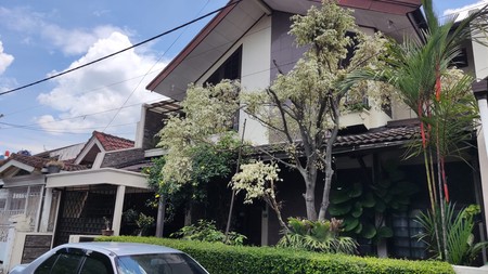 BAGUS! RUMAH BAGUS MINIMALIS MODERN 2 LANTAI DI SRIMAHI, BANDUNG!