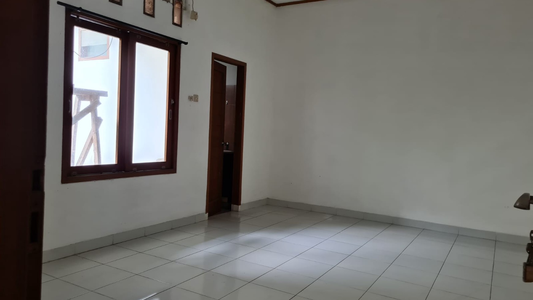 RUMAH DIJUAL JALAN MAMPANG PRAPATAN JAKARTA SELATAN