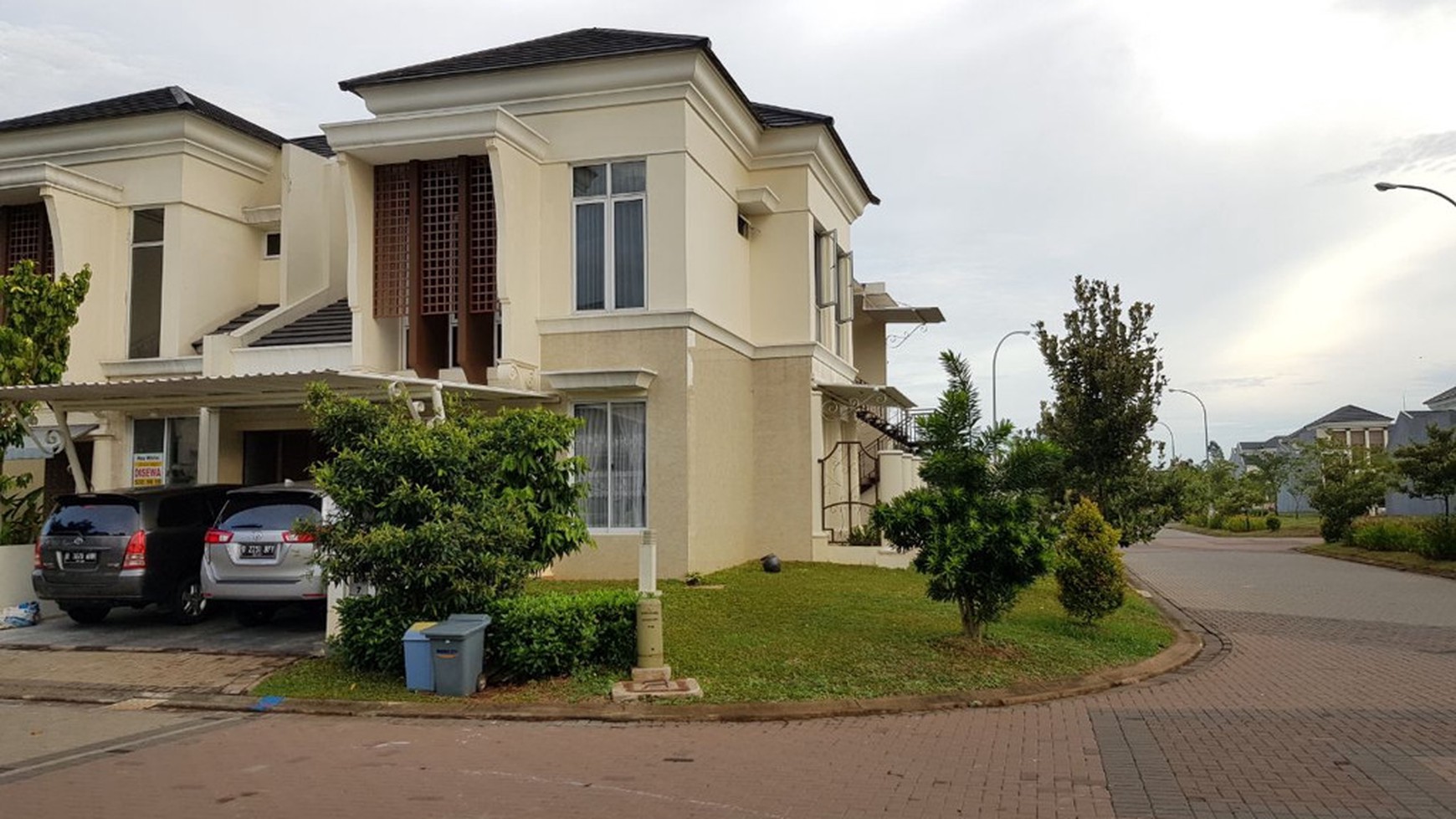 RUMAH CNTIK MODERN DIJUAL DI GREENWICH BSD