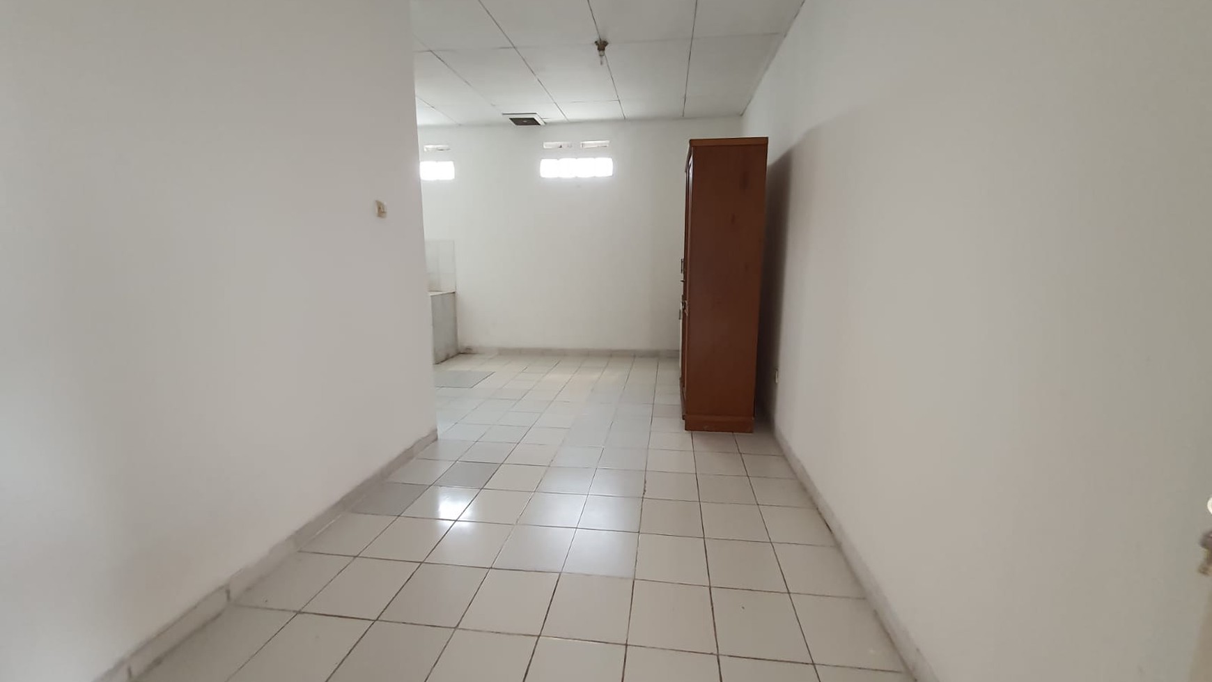 Dijual kos2an di Jl Mampang Prapatan - Jakarta Selatan