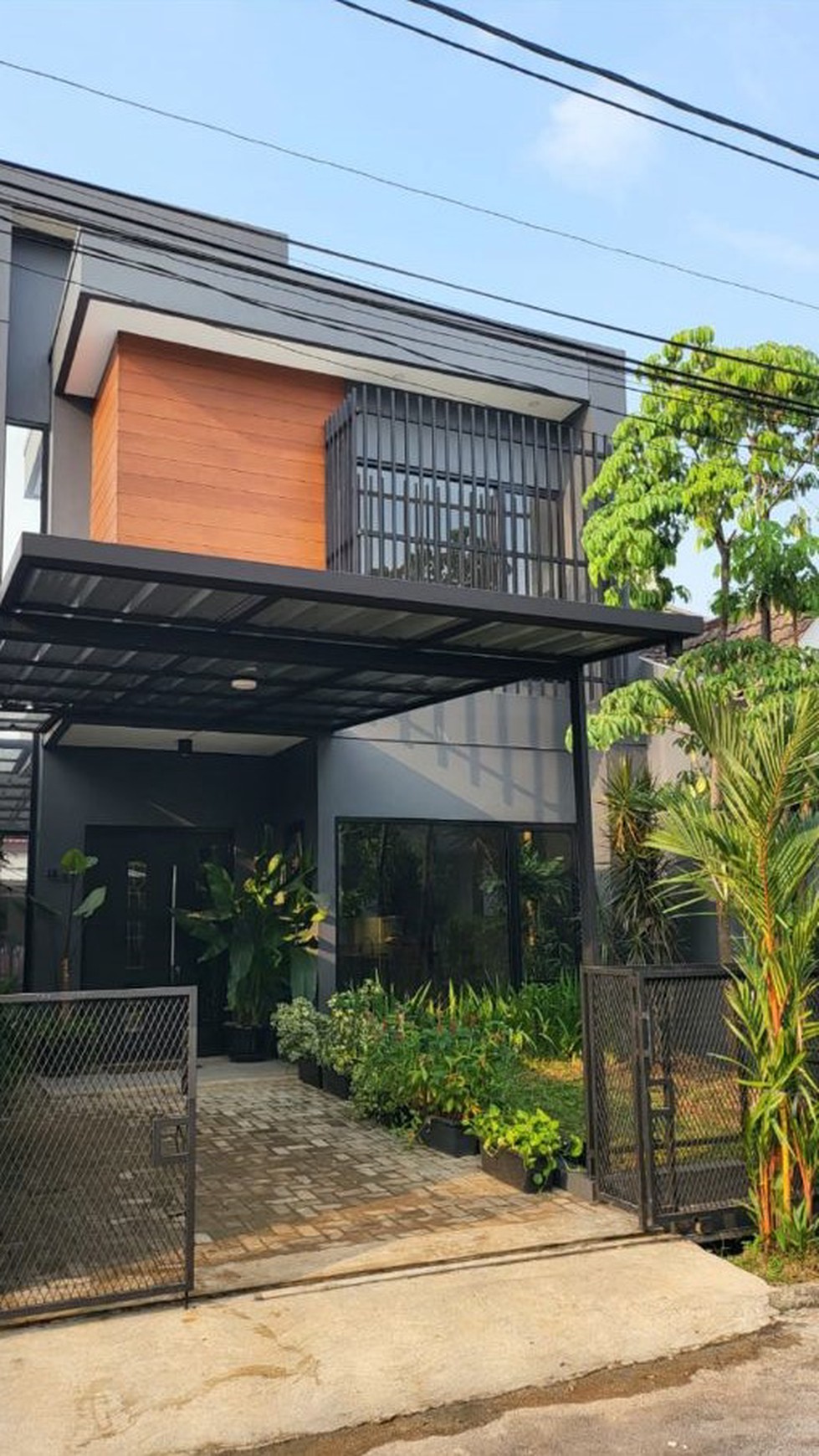 Rumah Brand New Minimalis di Nusa Loka Bsd City