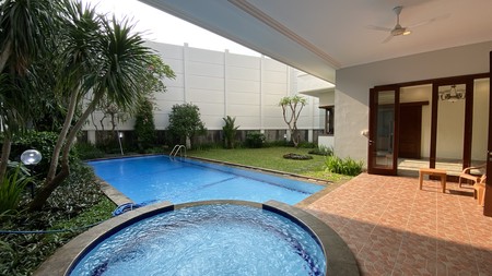 Beautiful House with big backyard at Menteng area