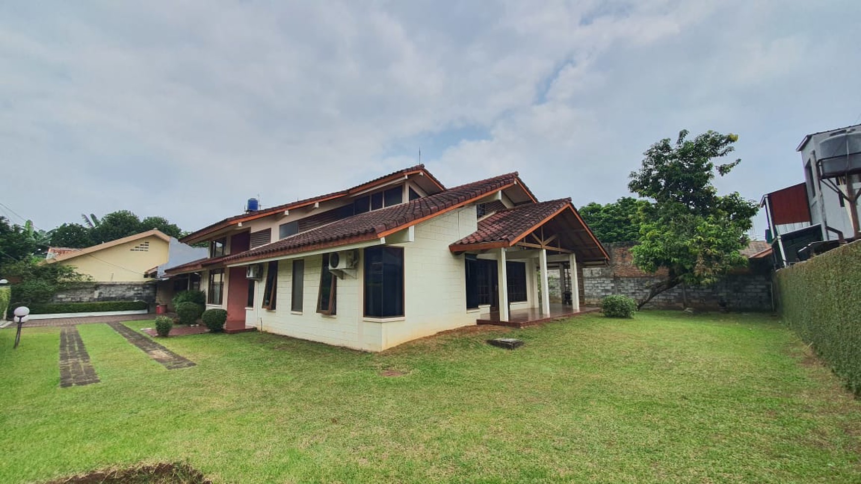 RUMAH SIAP PAKAI CIRENDEU, TANGERANG SELATAN