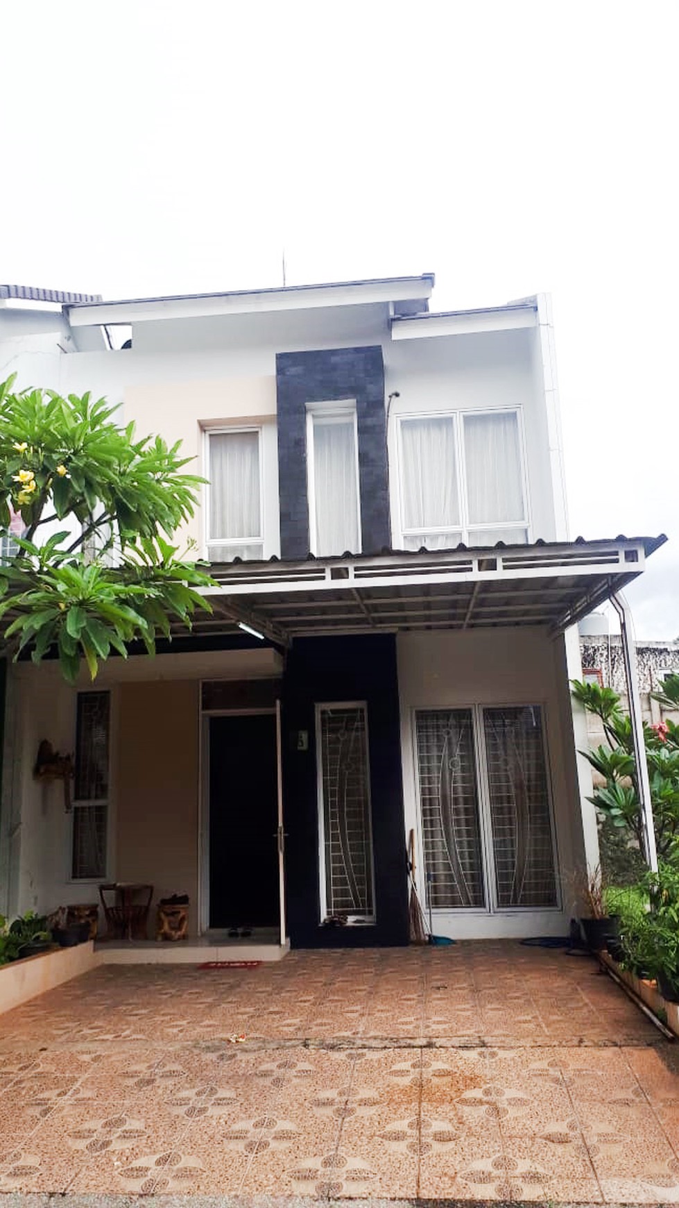 Rumah Bagus Di Ayna Residence Graha Raya Bintaro Tangerang Selatan