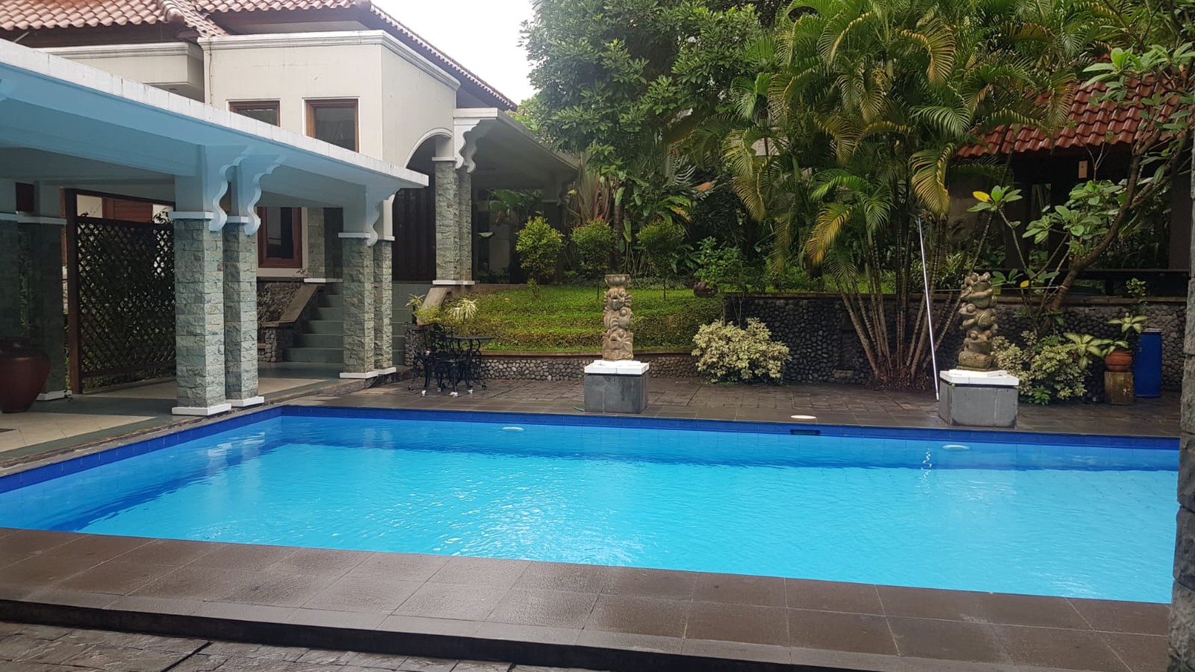 Villa style house inside townhouse Jakarta