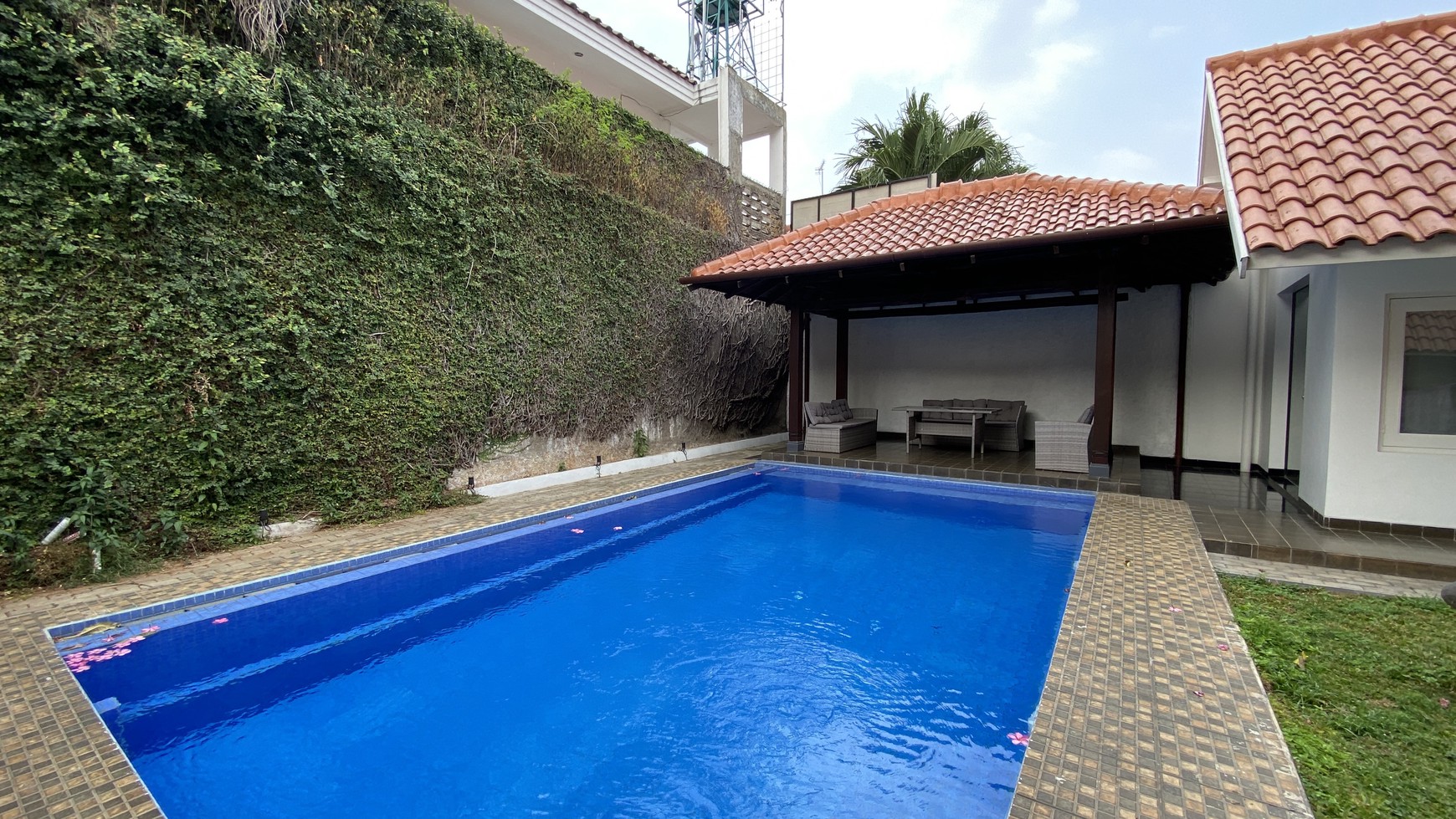 Beautiful House with Big Backyard at Menteng Area