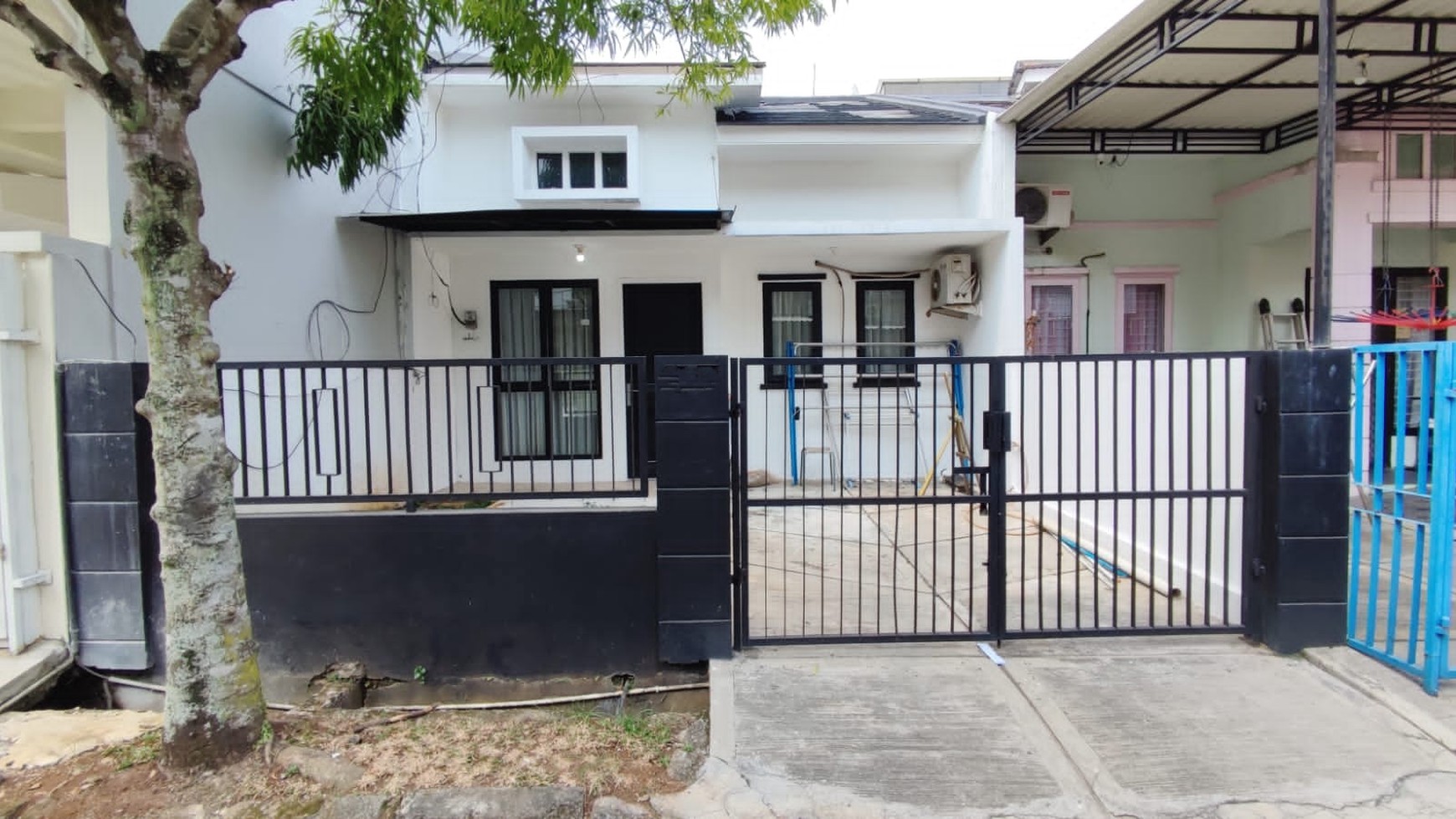 Flash Sale. Rumah Kencana Loka, BSD