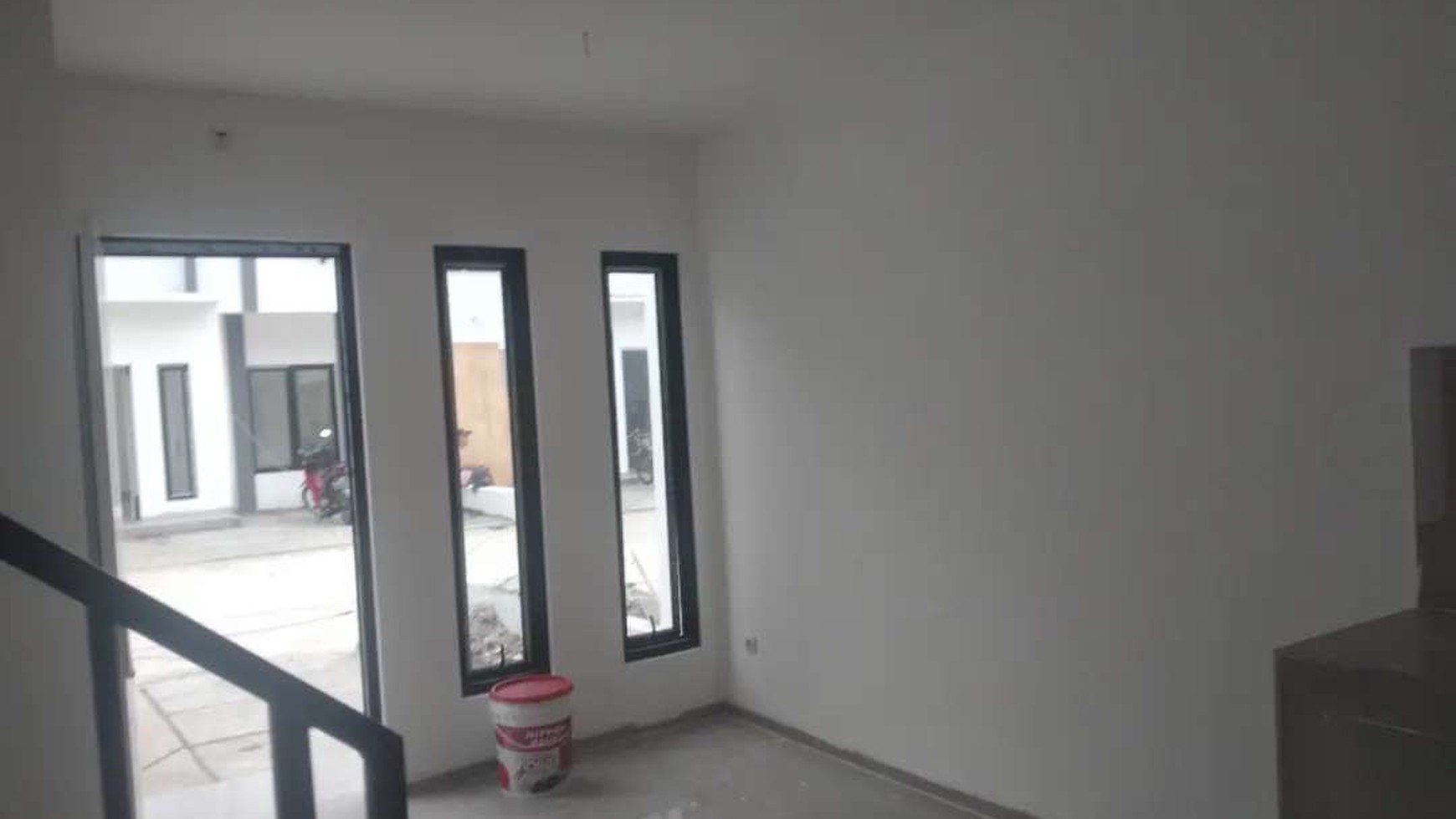 Murah. Rumah 2 Lantai Di Boston Village Bintaro, BSD